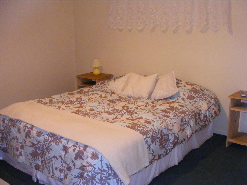 Big Bang Patagonia - Traveler Assistance Bed & Breakfast Puerto Natales Room photo