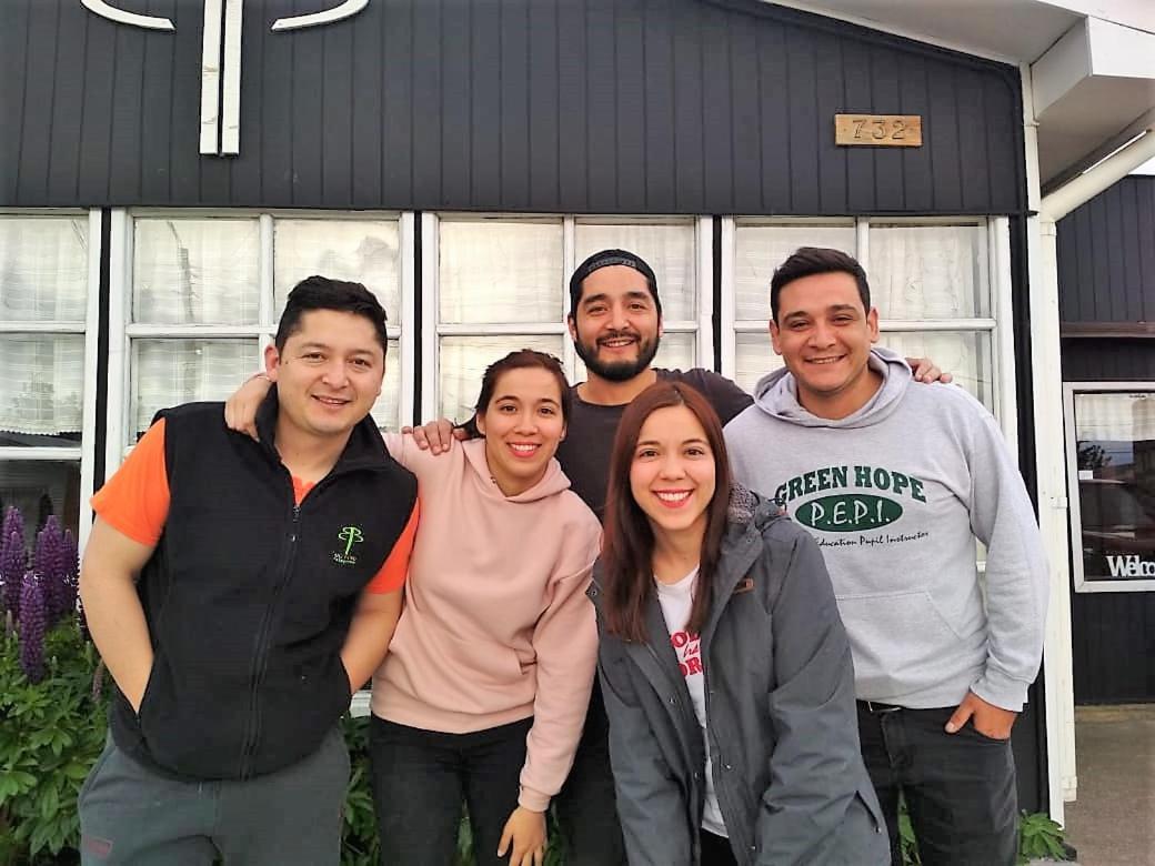 Big Bang Patagonia - Traveler Assistance Bed & Breakfast Puerto Natales Exterior photo